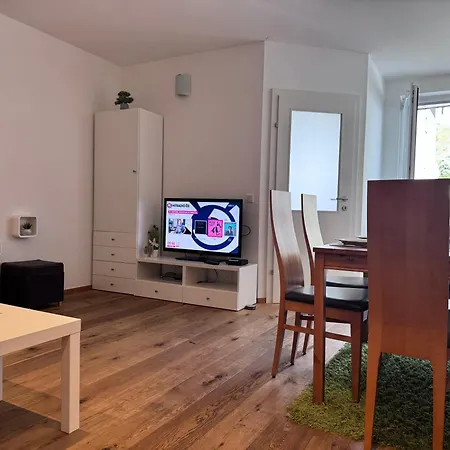 Nera - Zell Am * Целль-ам-Зеє